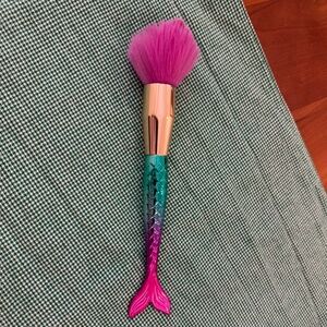 TARTE Mermaid Brush -Fluffy, Soft, Powder, Bronzer-